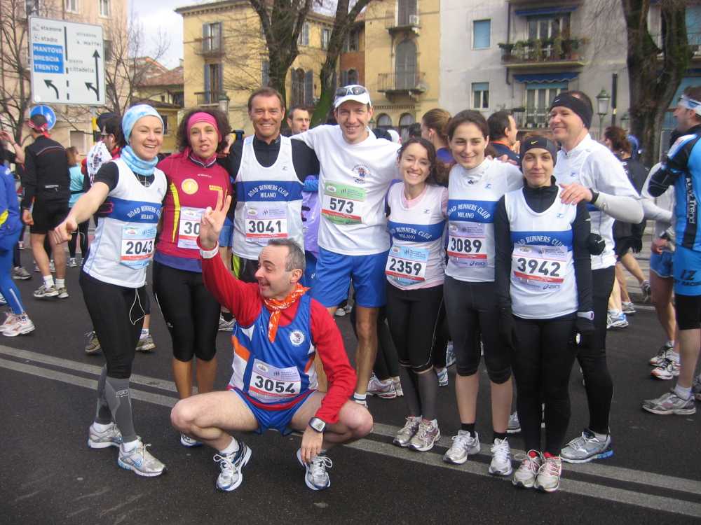 Verona 2010: foto di gruppo... senza i maratoneti :-) Verona 2010: foto di gruppo... senza i maratoneti :-)