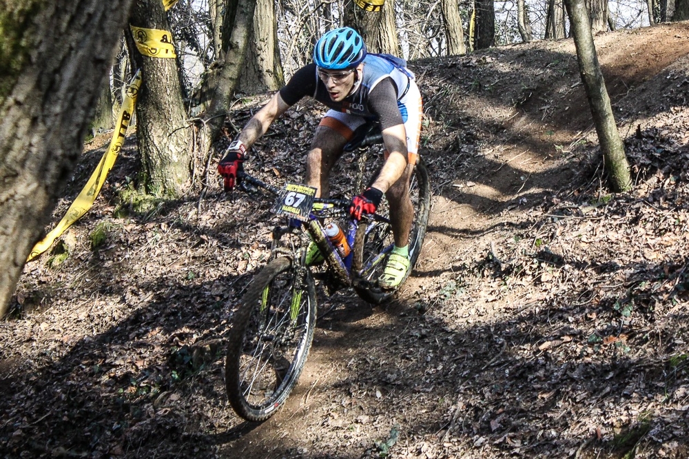 Il futuro campione sociale, Tullio Mandelli, impegnato nella parte in mountain bike