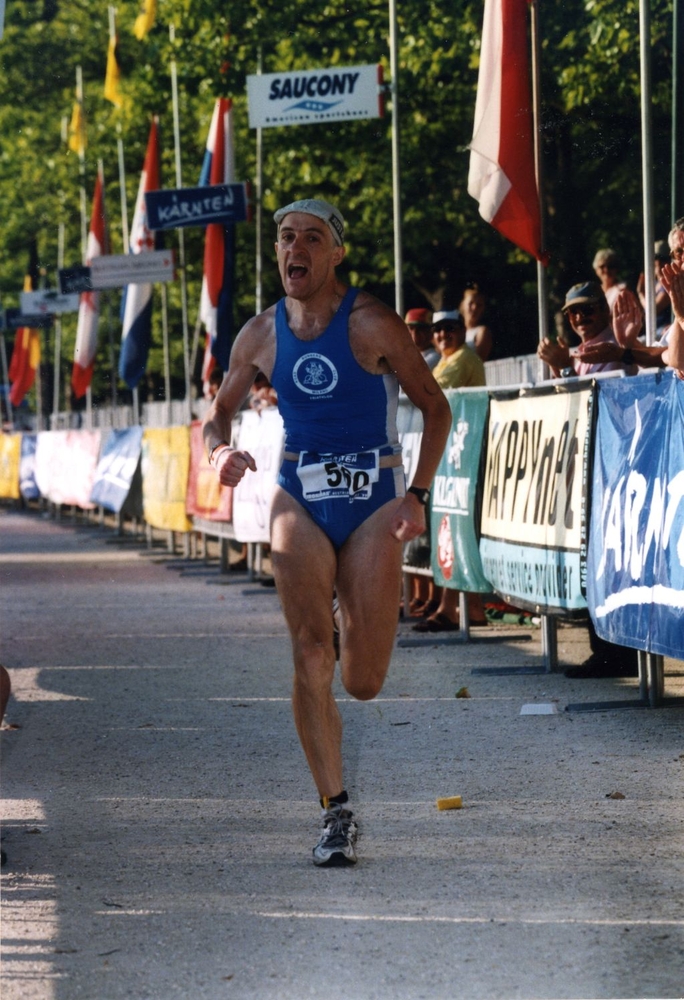 Klagenfurt, 18 luglio 1999, ore 18:59' ...