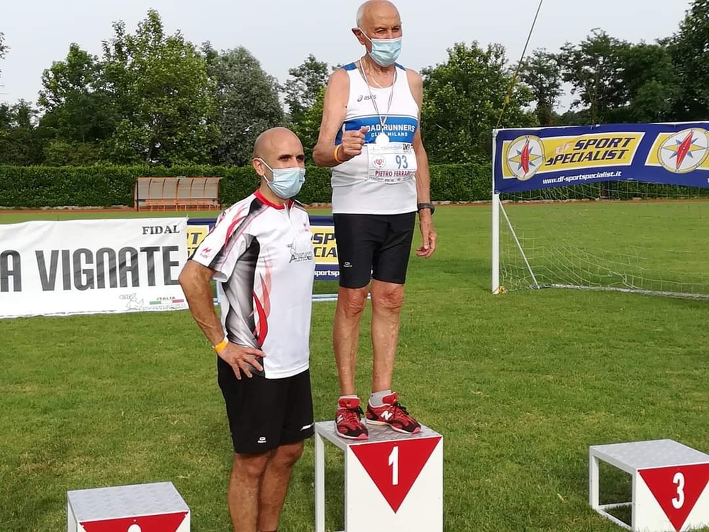 Pietro Ferrari sul podio di categoria