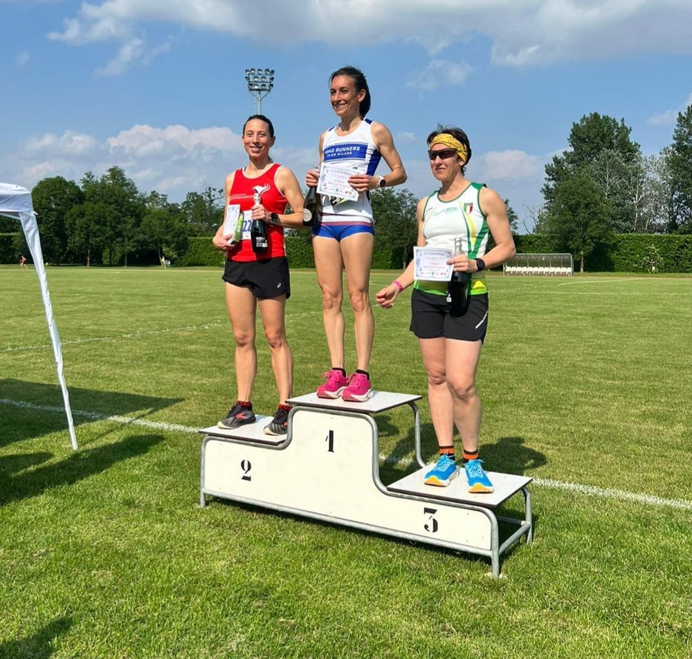 Ida Barone sul podio - Ha ottenuto il miglior tempo e punteggio femminile tra i Road