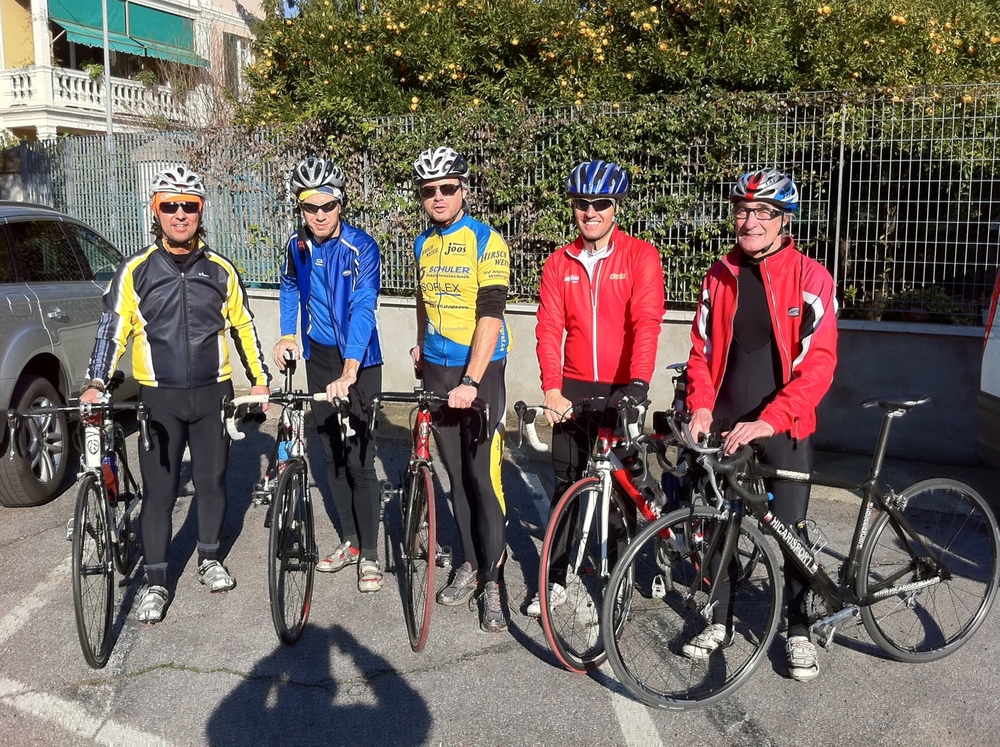 Ecco la commissione verifica percorsi alla partenza del giro bike