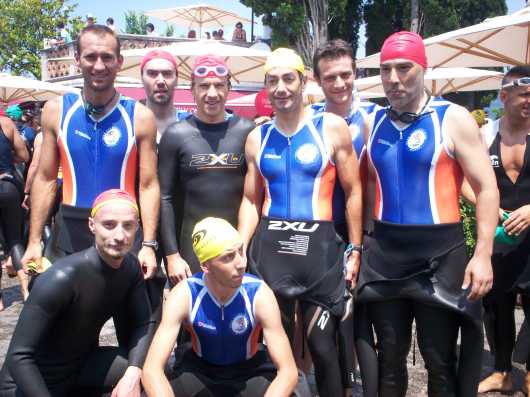 Parte della spedizione Tri-Road a Bardolino, in uno degli ultimi istanti di lucidità
