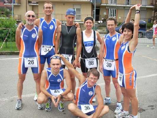 Parte della squadra alla partenza nel Duathlon di Pogno