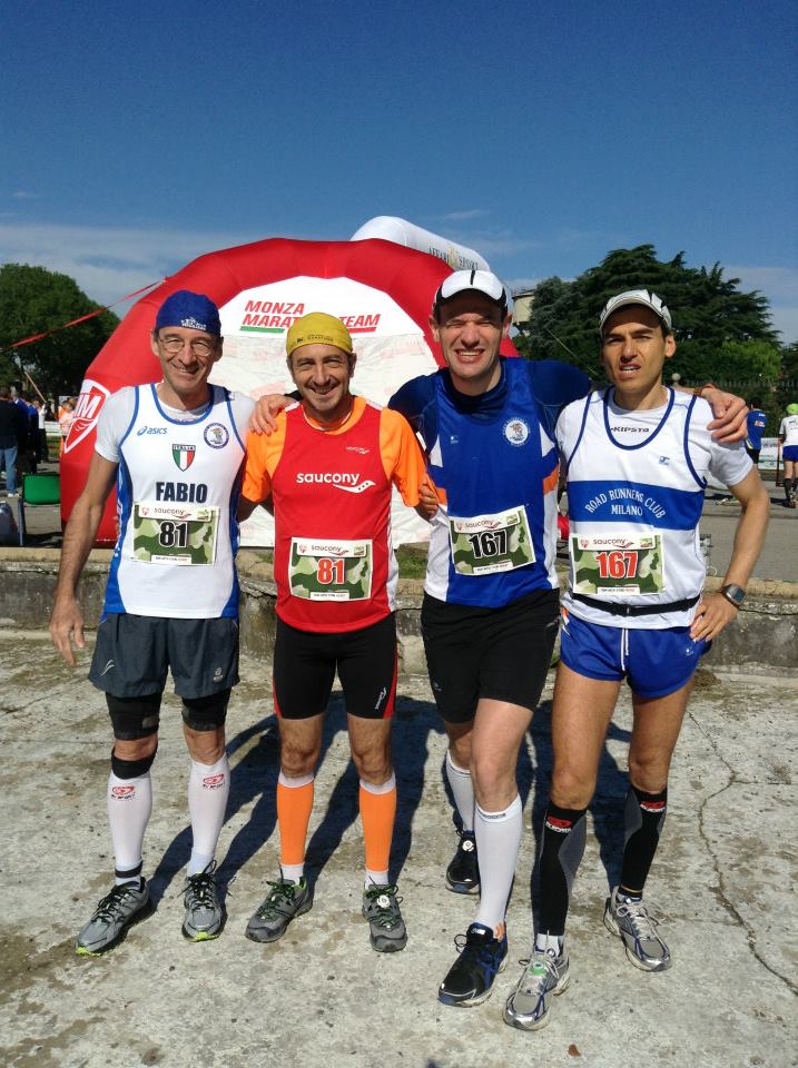 Fabio, Gianni, Stefano e Guido alla patenza della MO.MO