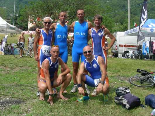 Il gruppo ROAD prima della partenza a REVINE
