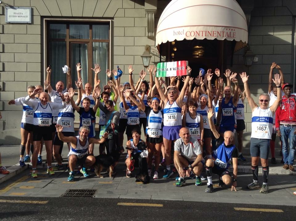 Il gruppone Road al via alla Maratonina di Arezzo!